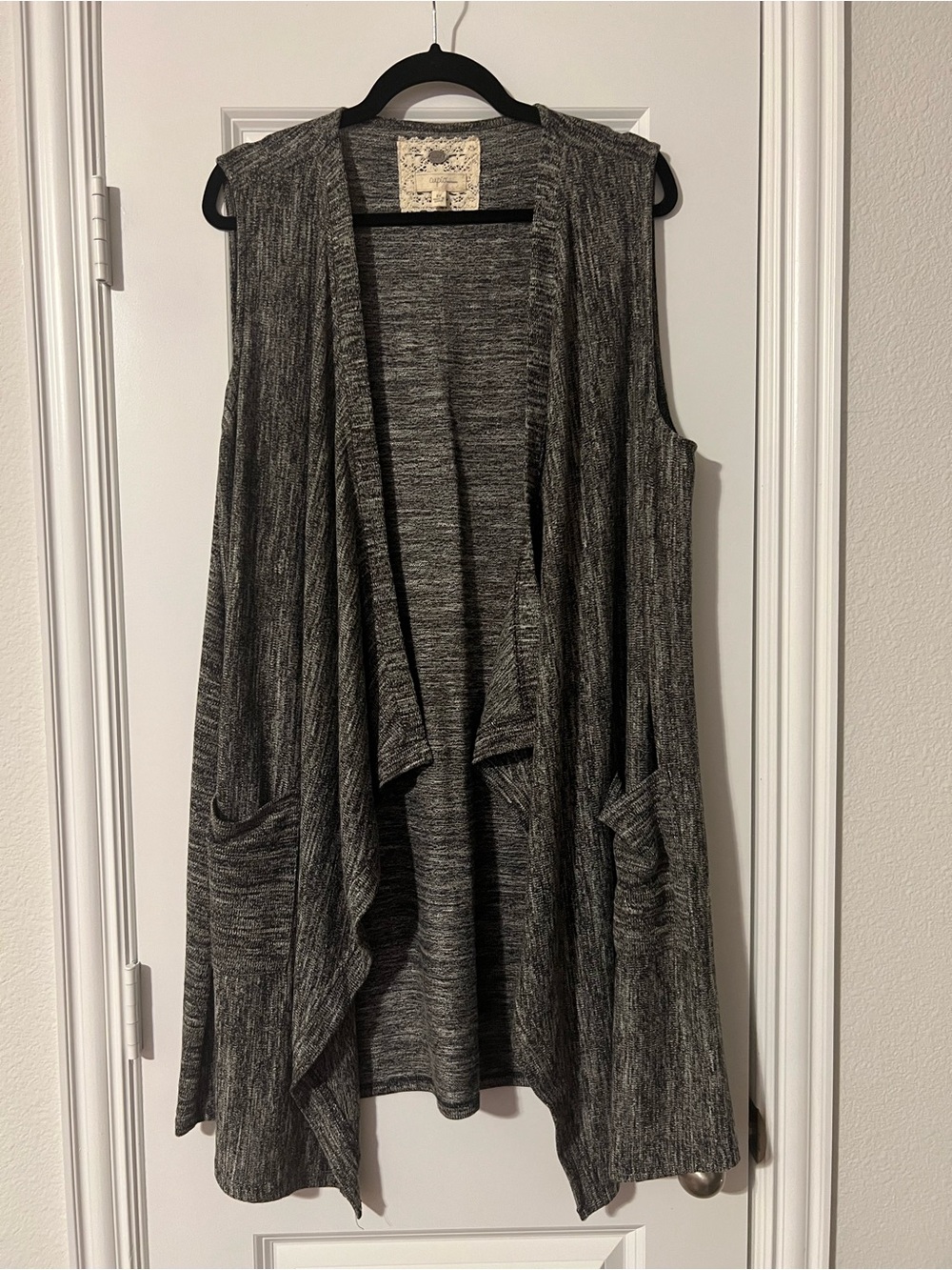 Sleeveless Open-Front Gray Knit Vest